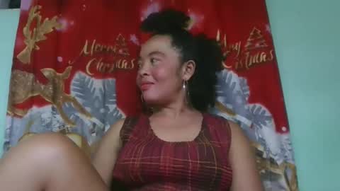 alypierette online show from December 15, 8:05 pm