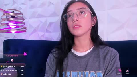 sopie online show from February 3, 2:24 pm