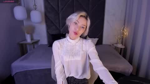 Alysia online show from October 17, 2:21 pm