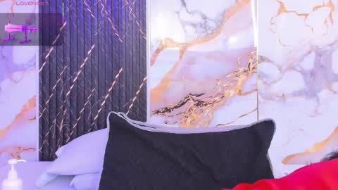 alyson__a online show from December 2, 4:27 pm