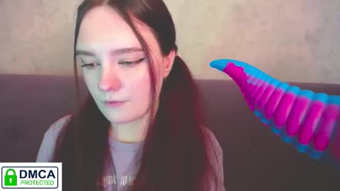 Snapshot of alyssa__scarlet chatting on October 22, 9:34 am Alyssa online show from October 22, 9:34 am
