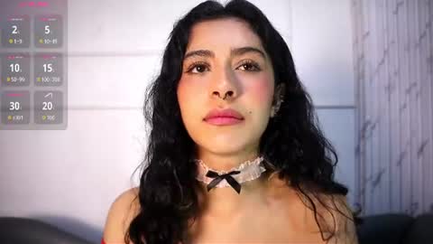 alyssa_joness online show from June 9, 4:12 am