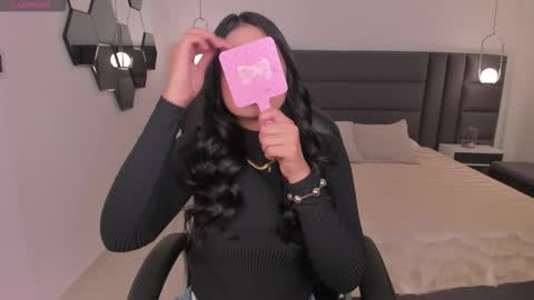 Aly  online show from November 12, 11:56 am