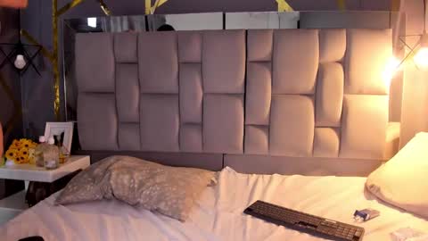 Snapshot of alyzeegorgeous chatting on October 7, 10:39 pm Alyze make feel hot as hell online show from October 7, 10:39 pm