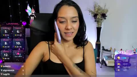 Amalia cruss online show from February 11, 8:15 am