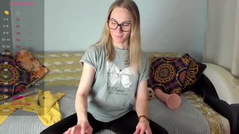 Amalia online show from December 5, 8:24 am