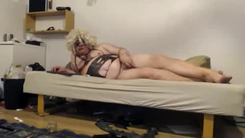 Amalia Beaumont online show from October 22, 7:48 pm