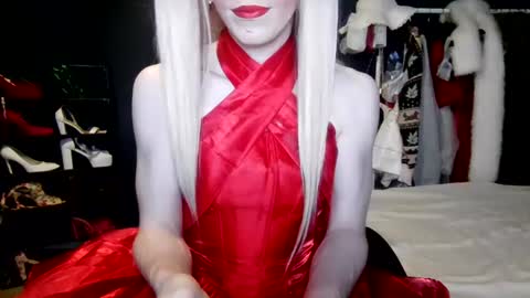 Amalie online show from July 8, 8:45 pm