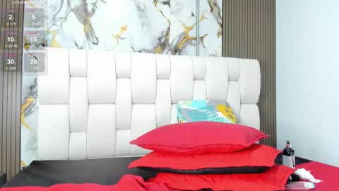 amanda29_ online show from March 17, 10:48 pm