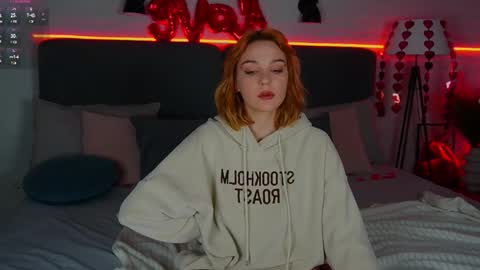 Amanda  fox online show from February 23, 3:45 am