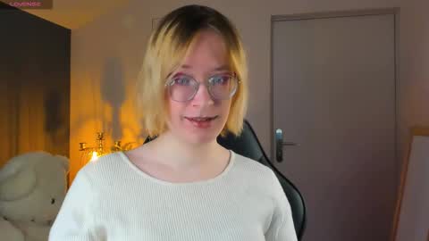 Hi im Amanda online show from October 25, 10:03 am