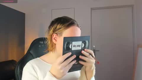 Hi im Amanda online show from October 22, 9:56 am