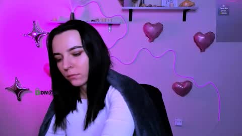 amanda_dark_ online show from February 12, 9:46 am