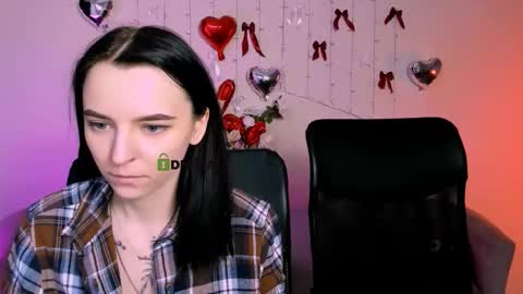 amanda_dark_ online show from March 4, 9:50 am