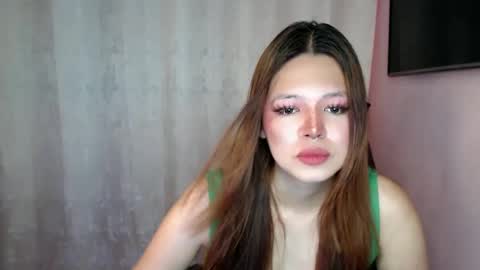 Lovely Amanda online show from December 3, 6:10 am