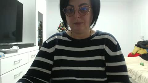 Anda online show from December 14, 11:33 pm