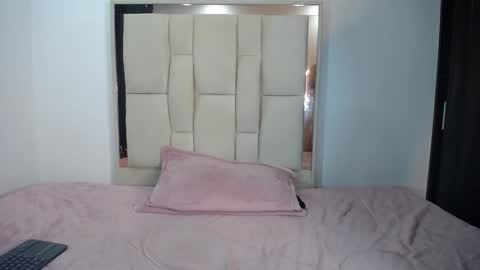 AmandaRousel  online show from December 22, 12:07 am