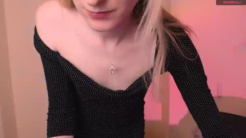 Amanda online show from May 5, 7:47 am
