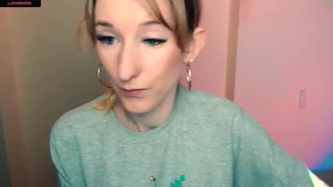 Amanda online show from October 18, 7:34 am