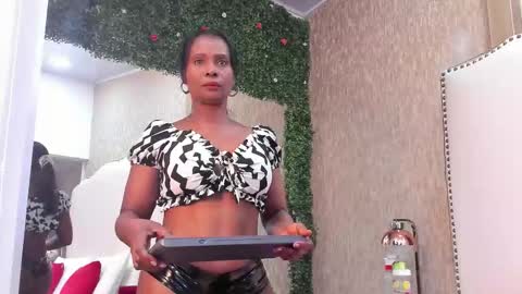 luna online show from October 24, 11:33 am