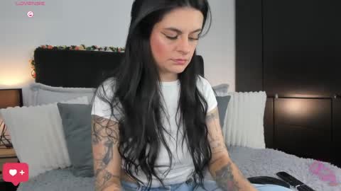 Amara online show from April 2, 1:02 am