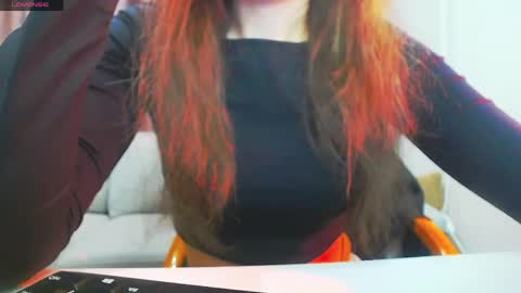 Nika online show from April 3, 7:54 pm