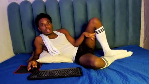 Amare online show from November 13, 8:00 pm