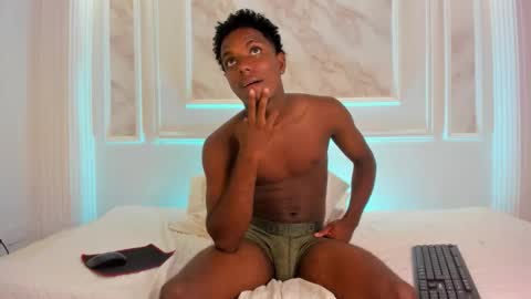 Amare online show from September 30, 8:19 pm