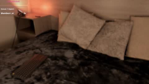  A M A T I S T A   online show from February 24, 8:56 pm