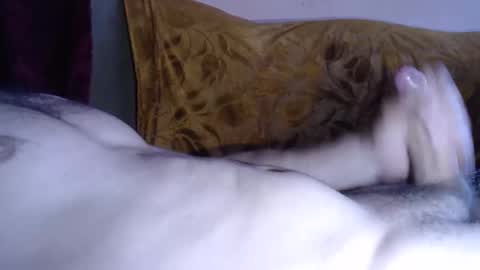 amazingcuteboy845 online show from May 20, 9:32 pm