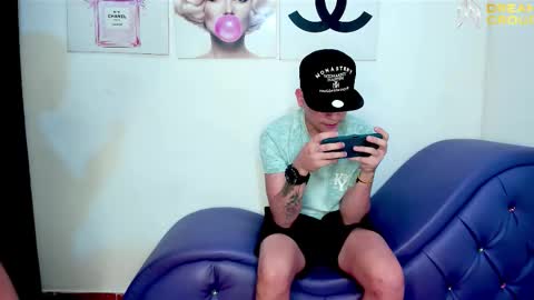 Snapshot of amazingpartys_07 chatting on September 25, 7:21 pm 3some HORNY KIMGOOD GIRL LOOKING TO EXPERIENCE ALL KINDS OF SHOW online show from September 25, 7:21 pm