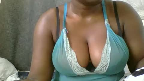 Mia online show from September 14, 5:54 am