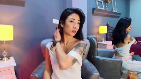 CALL ME ABRIL online show from March 7, 4:29 pm