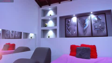 Ambar  online show from September 9, 1:33 pm