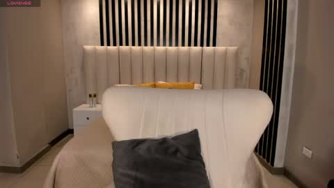 Ambar  online show from June 3, 11:35 am