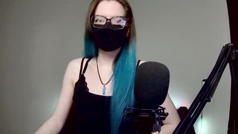 Amber non-nude model online show from December 23, 10:33 pm