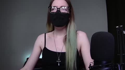 Amber non-nude model online show from December 18, 2:53 am