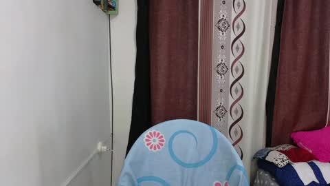 Snapshot of amberlissi chatting on December 9, 9:37 pm LISSY online show from December 9, 9:37 pm