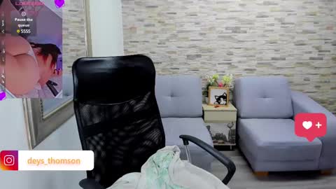 Snapshot of amberthomsonn chatting on March 4, 8:46 am Amber online show from March 4, 8:46 am