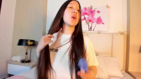 Amber online show from March 17, 12:43 pm