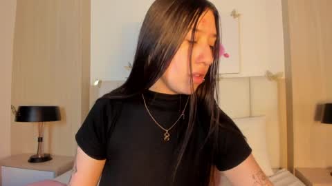 Amber online show from March 31, 5:57 pm