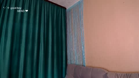 Snapshot of ambrosia_nectar chatting on September 24, 11:28 am 25 WEEK Princess Linnea online show from September 24, 11:28 am