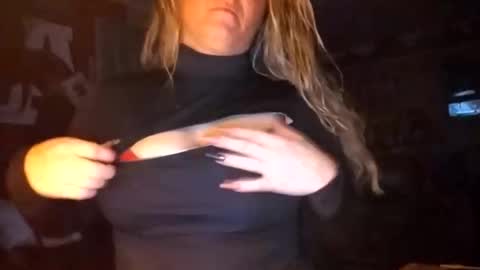 amdavis388 online show from November 20, 10:03 am