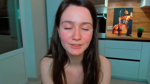 Snapshot of ameli_moon chatting on December 14, 3:47 pm Eileen online show from December 14, 3:47 pm