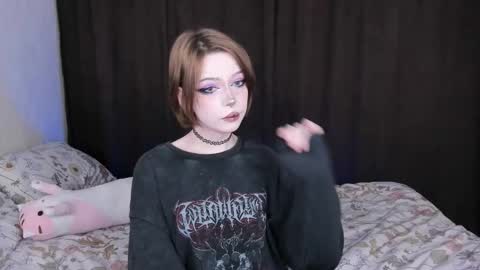 Amelia online show from February 18, 1:55 pm