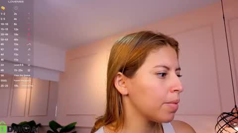 AMELIA online show from November 10, 11:24 am