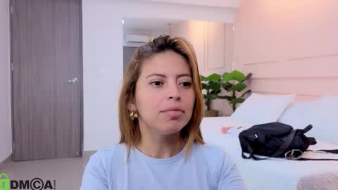 AMELIA online show from December 19, 12:22 pm