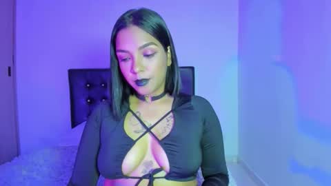 amelia heaven online show from May 5, 8:47 pm