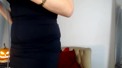 Snapshot of ameliacastro chatting on October 19, 3:22 am Amalia Castro online show from October 19, 3:22 am