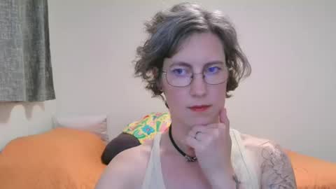 Ameliaishka online show from April 19, 6:14 am